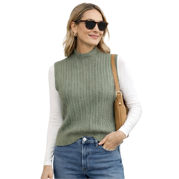 House of Harlow 1960 Sweaters - 100% Cashmere Sweater Vest in Green Cable Knit Soft